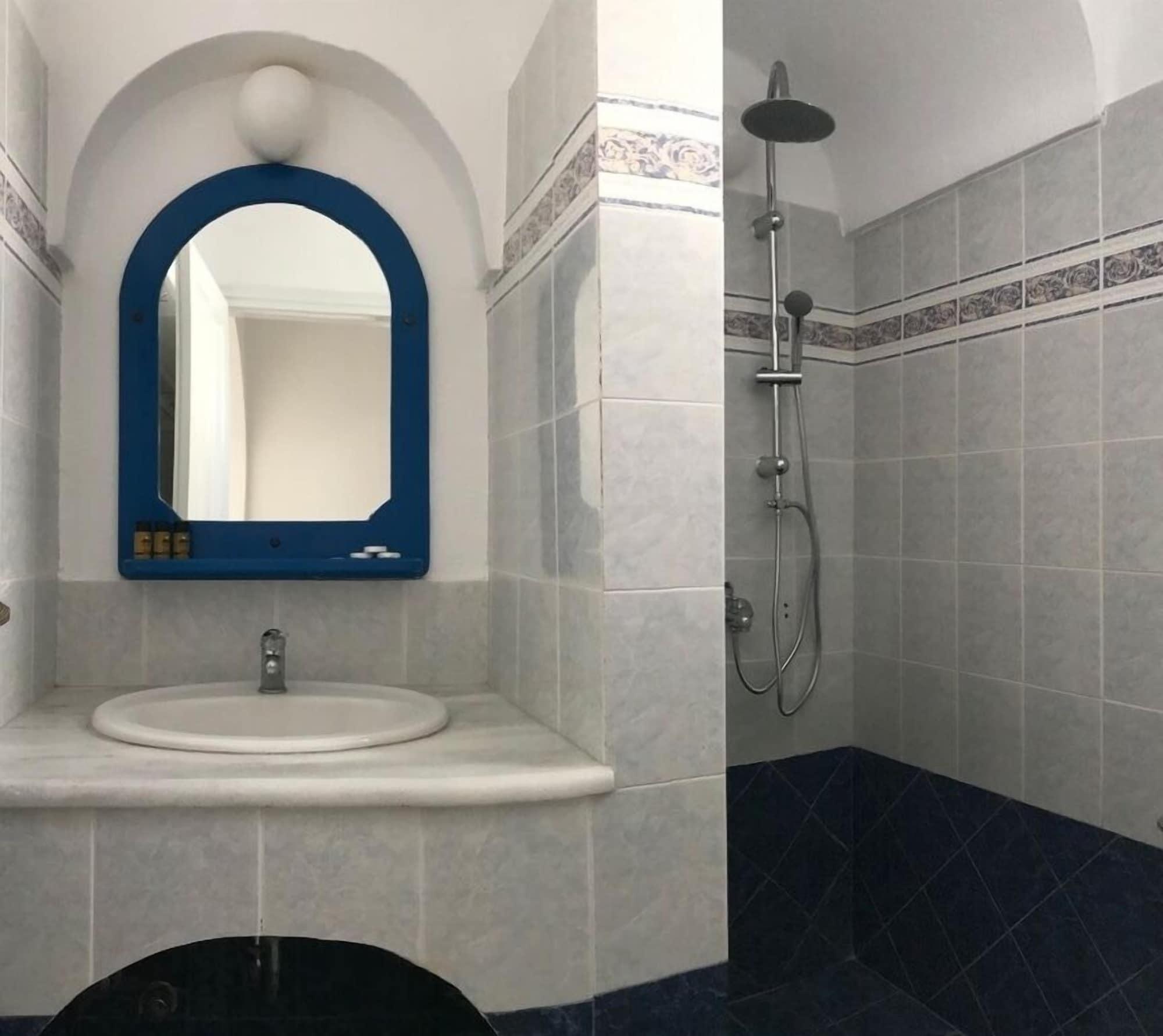 Dioskouri Art Villas Kamari  Ngoại thất bức ảnh