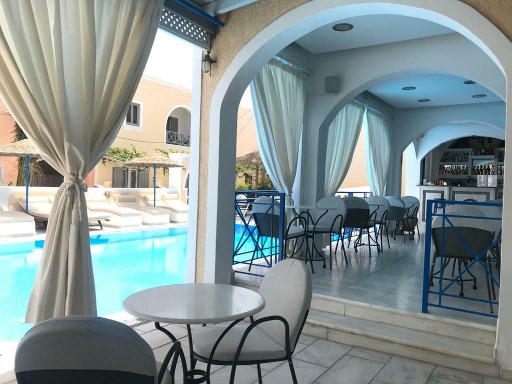 Dioskouri Art Villas Kamari  Ngoại thất bức ảnh
